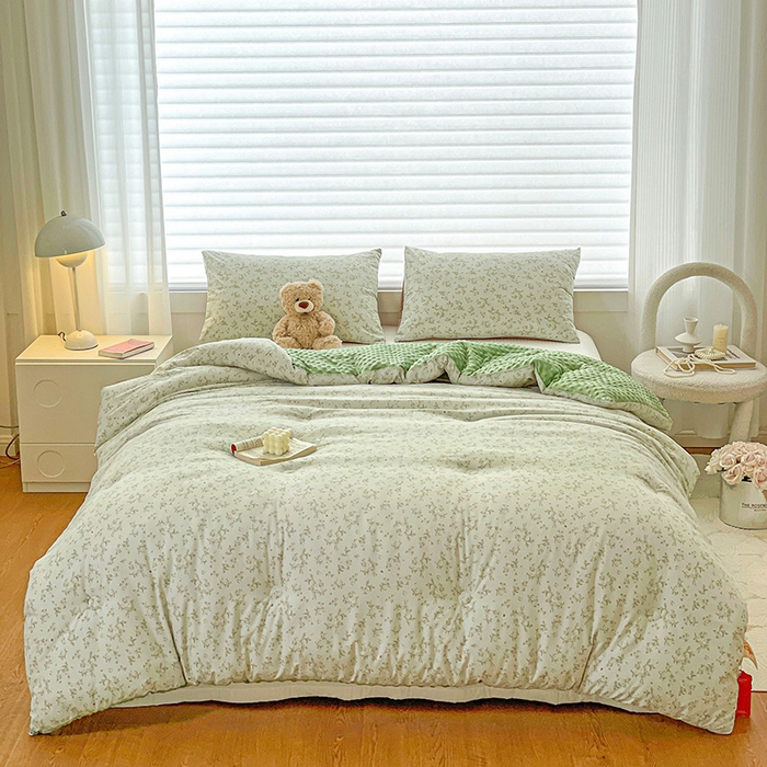 91家纺网 家纺一手货源 找家纺 丫丫家纺 2025新款云感木棉皱皱纱被子豆豆绒大豆被冬被被芯春秋豆豆被 茶语-绿