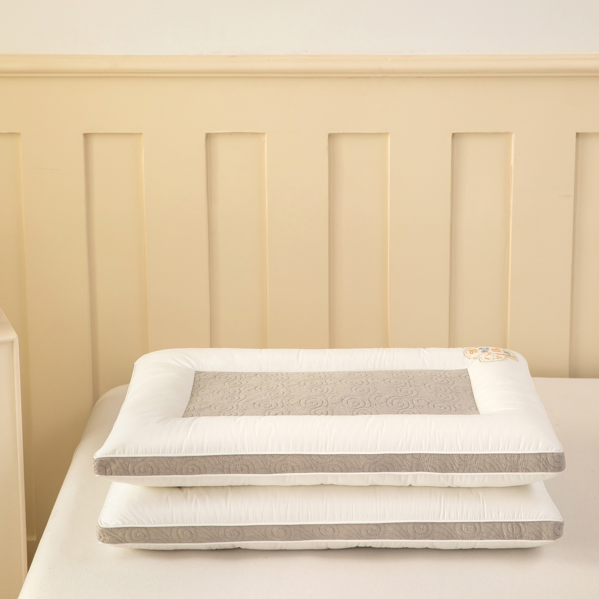 91家纺网 家纺一手货源 找家纺 九州枕芯 2025新款全棉纯棉羽梦云荞双面荞麦枕枕头枕芯 羽梦云荞双面荞麦枕-灰色