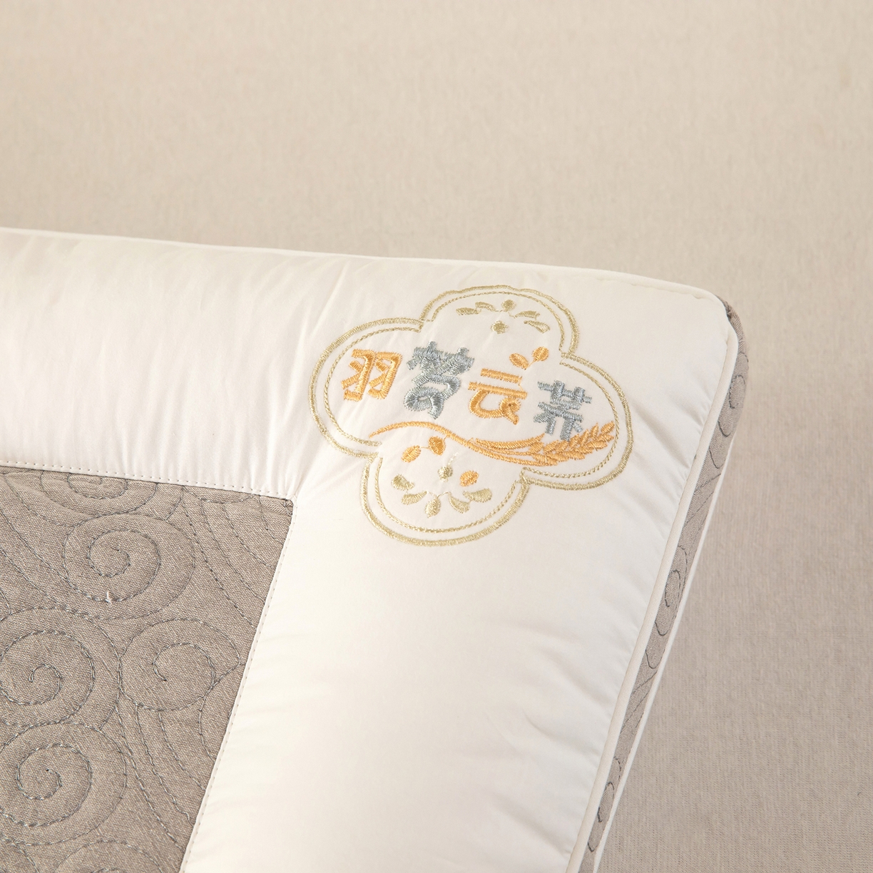 91家纺网 家纺一手货源 找家纺 九州枕芯 2025新款全棉纯棉羽梦云荞双面荞麦枕枕头枕芯 羽梦云荞双面荞麦枕-灰色