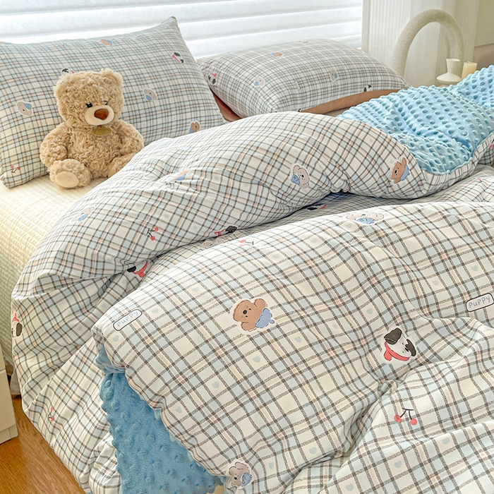 91家纺网 家纺一手货源 找家纺 丫丫家纺 2025新款云感木棉皱皱纱被子豆豆绒大豆被冬被被芯春秋豆豆被 灰蓝格小狗