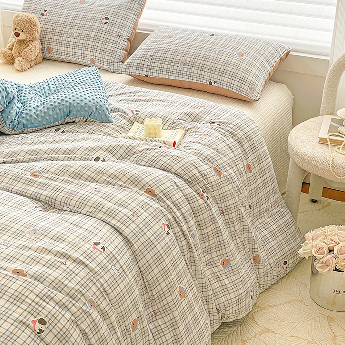 91家纺网 家纺一手货源 找家纺 丫丫家纺 2025新款云感木棉皱皱纱被子豆豆绒大豆被冬被被芯春秋豆豆被 灰蓝格小狗