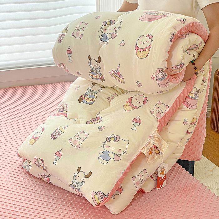 91家纺网 家纺一手货源 找家纺 丫丫家纺 2025新款云感木棉皱皱纱被子豆豆绒大豆被冬被被芯春秋豆豆被 凯蒂恰恰米