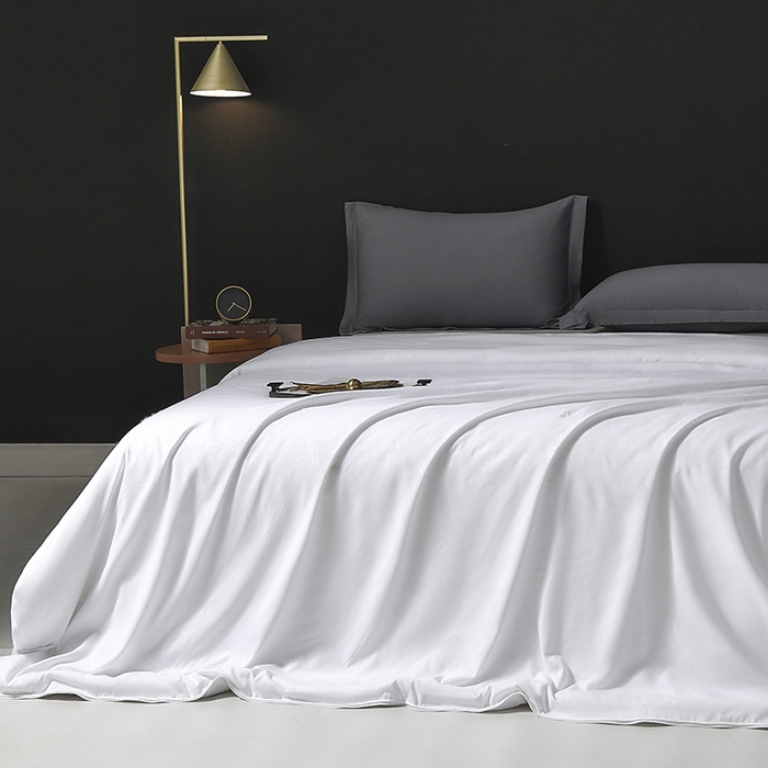 91家纺网 家纺一手货源 找家纺 （总）爱顿家纺 2025新款A类磨毛压花蚕丝被