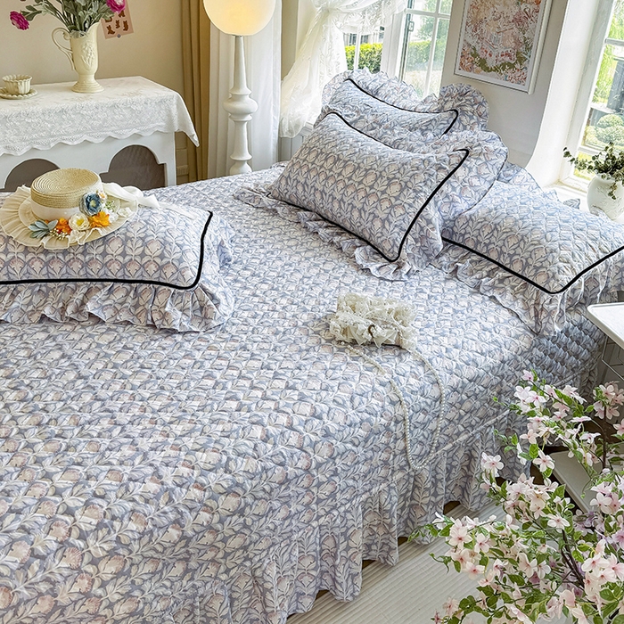 91家纺网 家纺一手货源 找家纺 宜凡家纺 2025新款A类水洗珍珠棉床盖三件套 夕雾