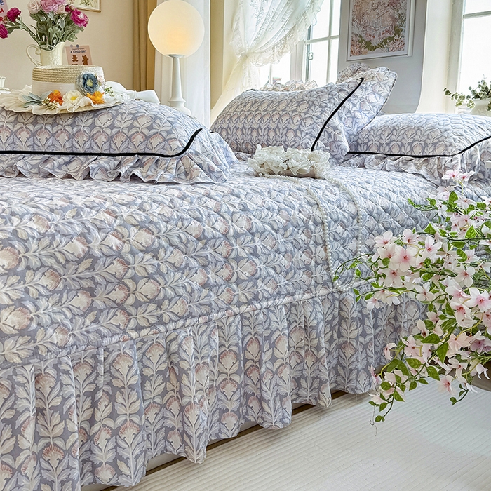 91家纺网 家纺一手货源 找家纺 宜凡家纺 2025新款A类水洗珍珠棉床盖三件套 夕雾