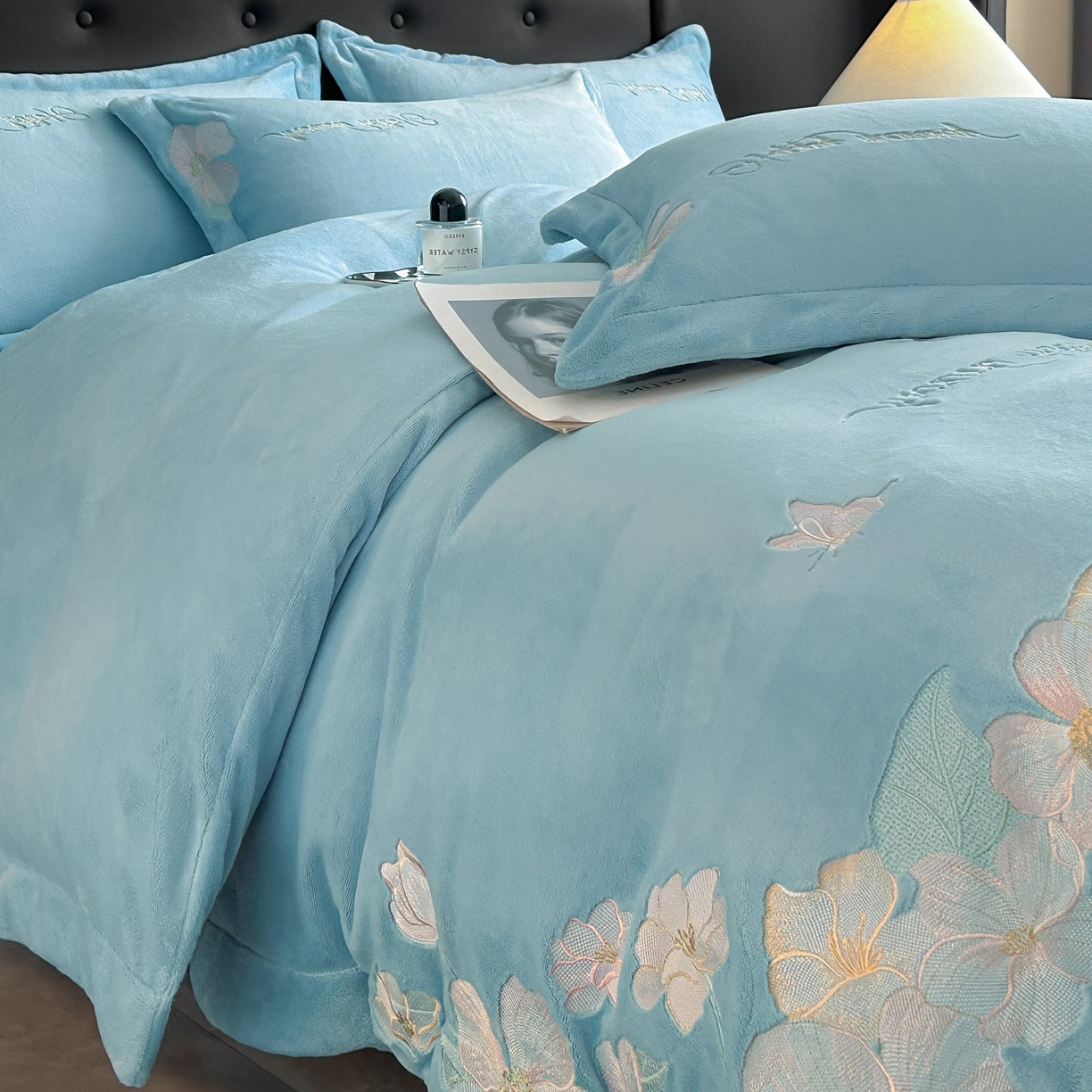 91家纺网 家纺一手货源 找家纺 （总）恋绒家纺 2025新款牛奶绒刺绣四件套-花舞