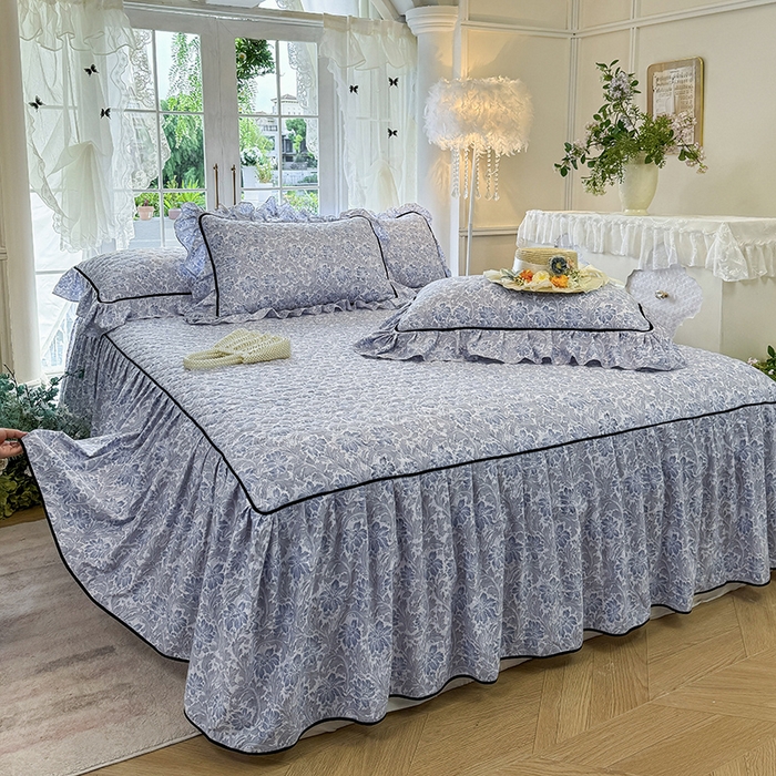 91家纺网 家纺一手货源 找家纺 宜凡家纺 2025新款A类水洗珍珠棉夹棉床裙四件套 兰伊