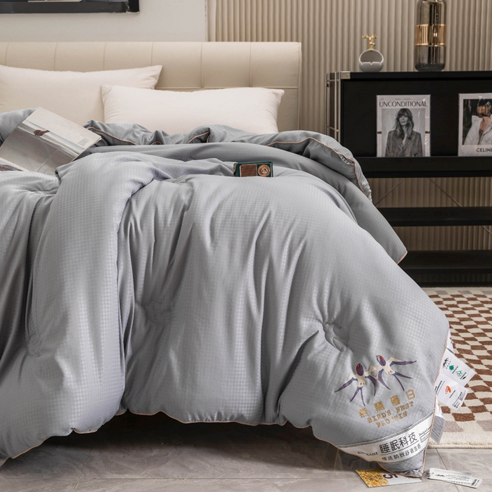 91家纺网 家纺一手货源 找家纺 爱顿家纺 2025新款千鸟格燕窝蛋白温养被冬被芯被子秋冬被 灰色
