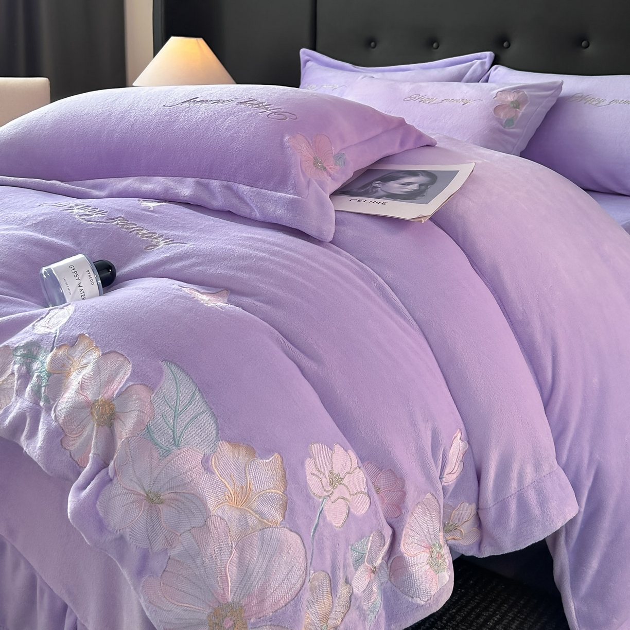 恋绒家纺 2025新款牛奶绒刺绣四件套-花舞 优雅紫