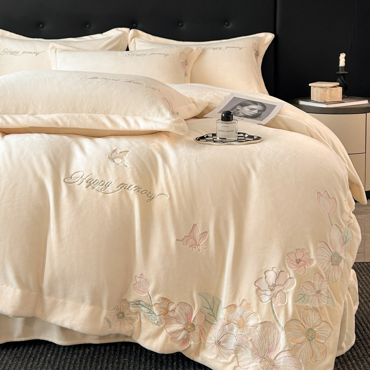 91家纺网 家纺一手货源 找家纺 恋绒家纺 2025新款牛奶绒刺绣四件套-花舞 月牙黄