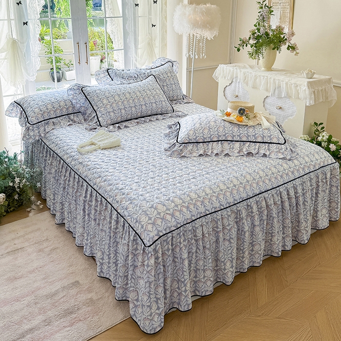 91家纺网 家纺一手货源 找家纺 宜凡家纺 2025新款A类水洗珍珠棉夹棉床裙四件套 夕雾