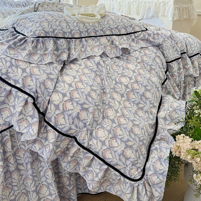 91家纺网 家纺一手货源 找家纺 宜凡家纺 2025新款A类水洗珍珠棉夹棉床裙四件套 夕雾