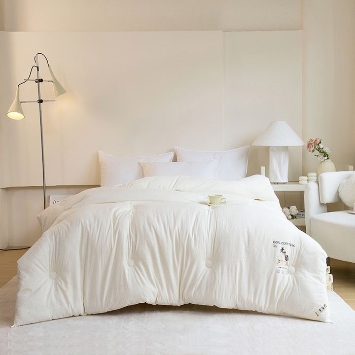 91家纺网 家纺一手货源 找家纺 （总）爱顿家纺 2025新款全棉面料缎条无染大豆被子被芯冬被