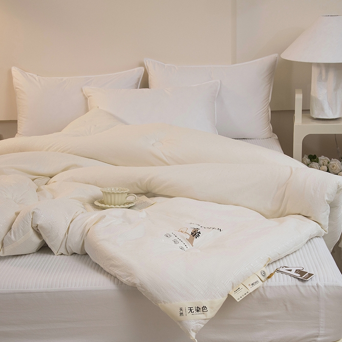 91家纺网 家纺一手货源 找家纺 （总）爱顿家纺 2025新款全棉面料缎条无染大豆被子被芯冬被