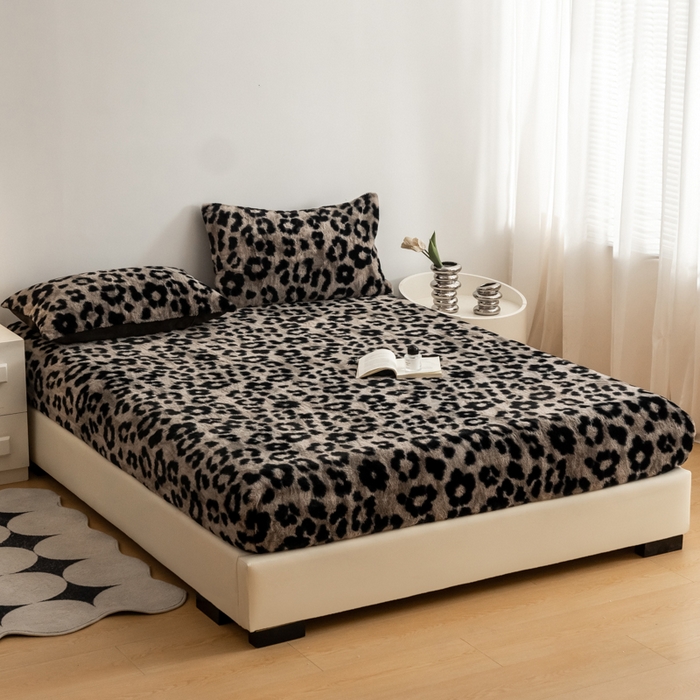 91家纺网 家纺一手货源 找家纺 九花鹿 2025新款A类加厚兔毛绒单床笠床褥子床护垫 豹纹(钛灰）