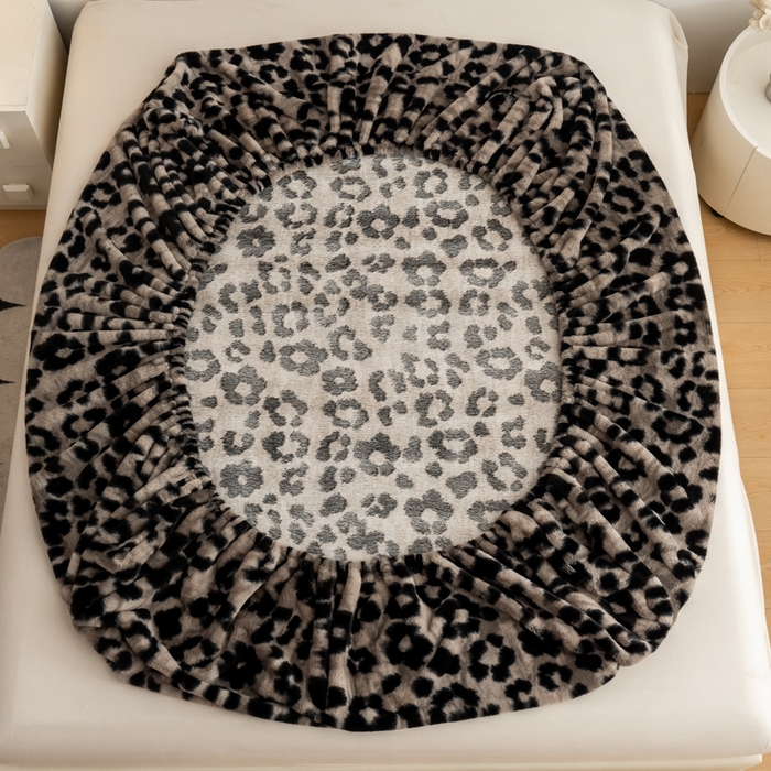 91家纺网 家纺一手货源 找家纺 九花鹿 2025新款A类加厚兔毛绒单床笠床褥子床护垫 豹纹(钛灰）