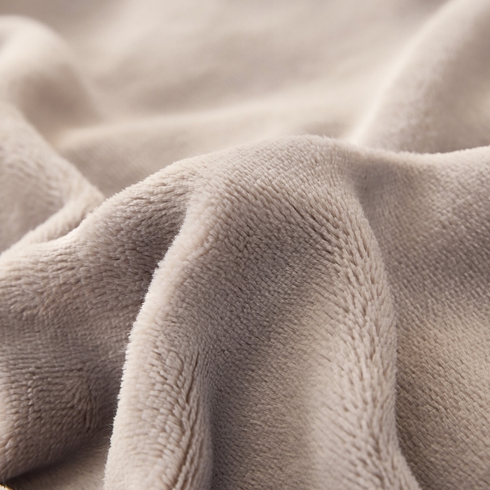 91家纺网 家纺一手货源 找家纺 雅蔓依家纺 2025新款绣花双面加厚牛奶绒冬被被子被芯 灰色