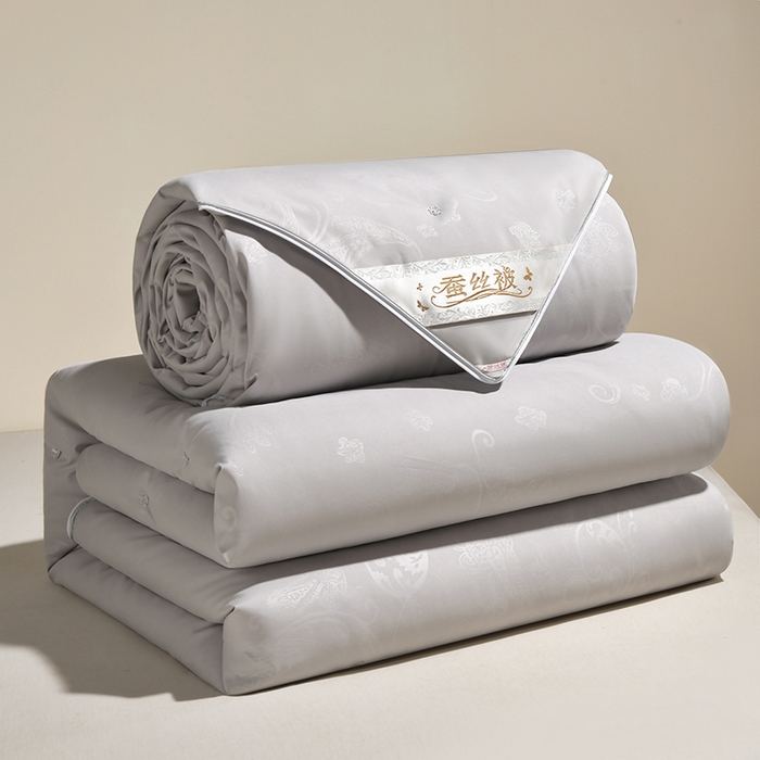 91家纺网 家纺一手货源 找家纺 （总）爱顿家纺 2025新款贡缎提花订花子母被蚕丝被冬被被子被芯