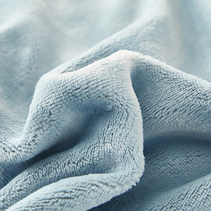 91家纺网 家纺一手货源 找家纺 雅蔓依家纺 2025新款绣花双面加厚牛奶绒冬被被子被芯 蓝色