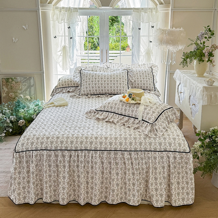 91家纺网 家纺一手货源 找家纺 宜凡家纺 2025新款A类水洗珍珠棉夹棉床裙三件套 卡诺