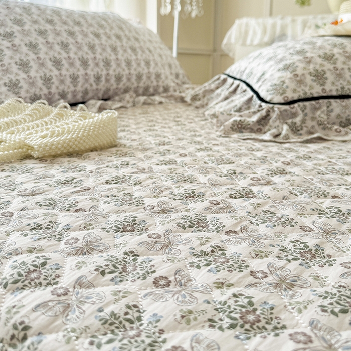 91家纺网 家纺一手货源 找家纺 宜凡家纺 2025新款A类水洗珍珠棉夹棉床裙三件套 卡诺