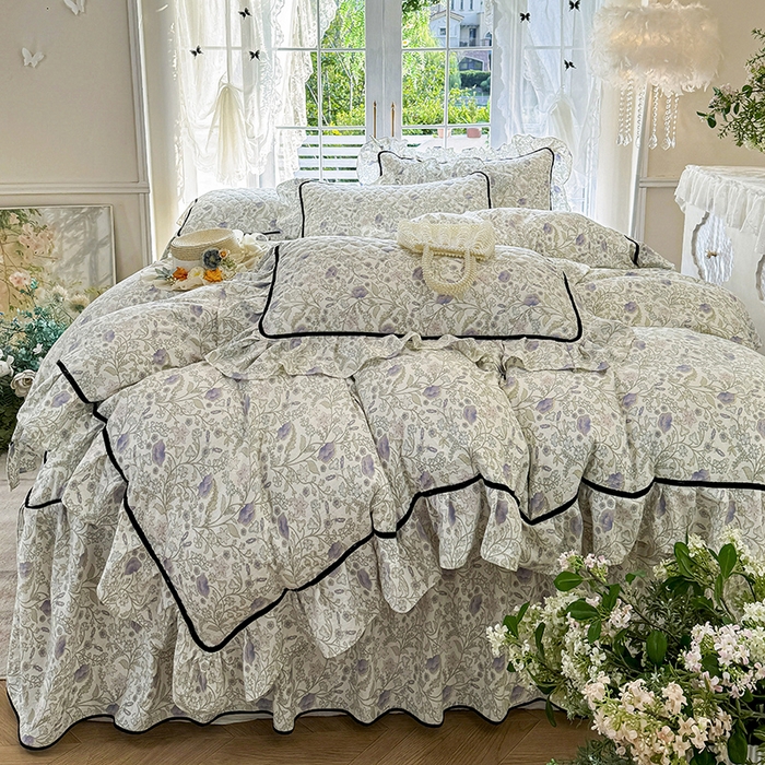 91家纺网 家纺一手货源 找家纺 宜凡家纺 2025新款A类水洗珍珠棉夹棉床裙三件套 觅春