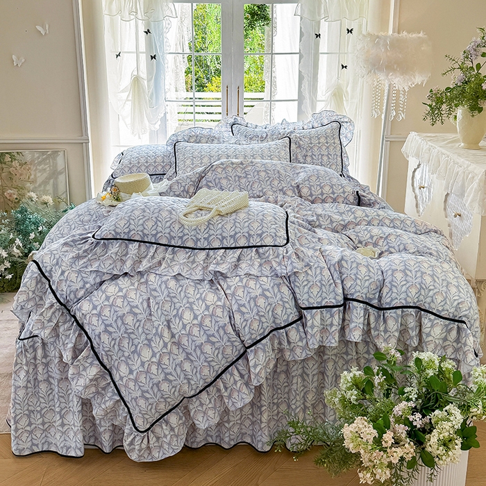 91家纺网 家纺一手货源 找家纺 宜凡家纺 2025新款A类水洗珍珠棉夹棉床裙三件套 夕雾