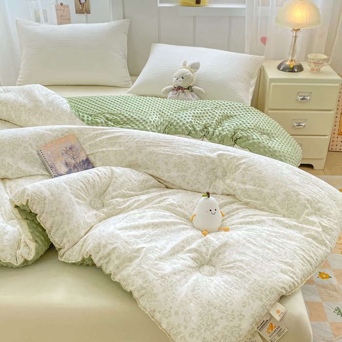 91家纺网 家纺一手货源 找家纺 欧雅搁家纺 2025新款云柔棉豆豆被冬被被子被芯 绿梦