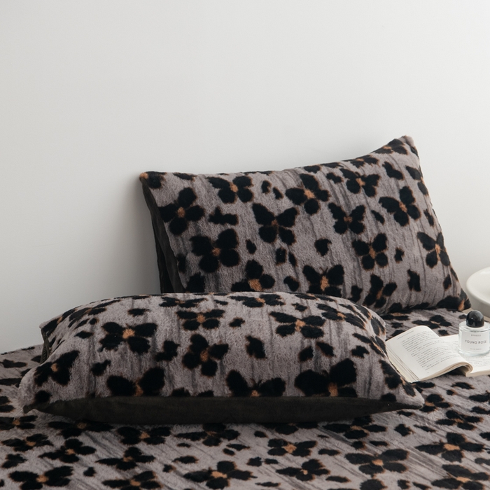 91家纺网 家纺一手货源 找家纺 九花鹿 2025新款A类加厚兔毛绒单床笠床褥子床护垫 蝴蝶