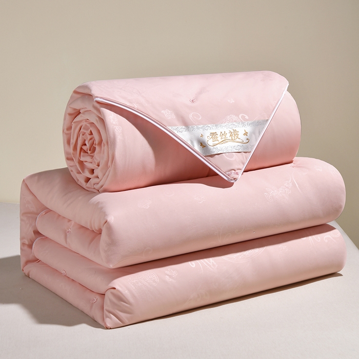 91家纺网 家纺一手货源 找家纺 爱顿家纺 2025新款贡缎提花订花子母被蚕丝被冬被被子被芯 粉色