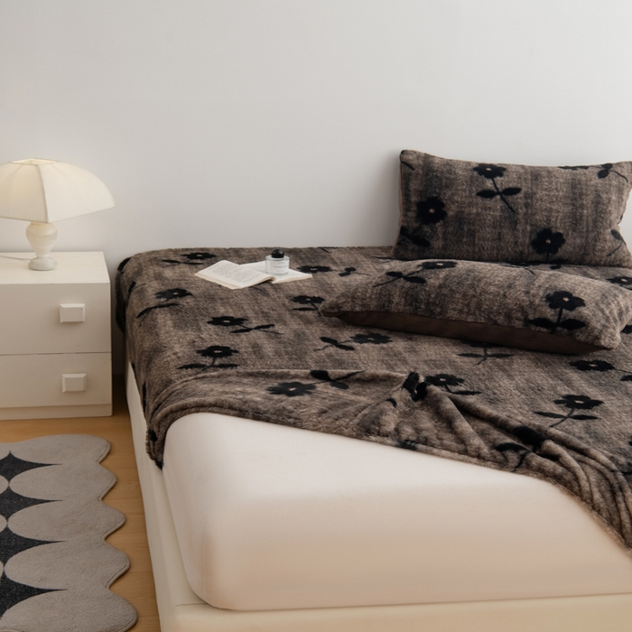 91家纺网 家纺一手货源 找家纺 九花鹿 2025新款A类加厚兔毛绒单床笠床褥子床护垫 花慕