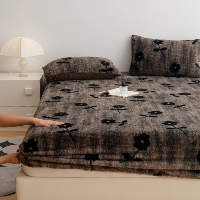 91家纺网 家纺一手货源 找家纺 九花鹿 2025新款A类加厚兔毛绒单床笠床褥子床护垫 花慕