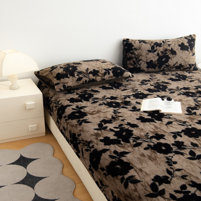 91家纺网 家纺一手货源 找家纺 九花鹿 2025新款A类加厚兔毛绒单床笠床褥子床护垫 漫漫