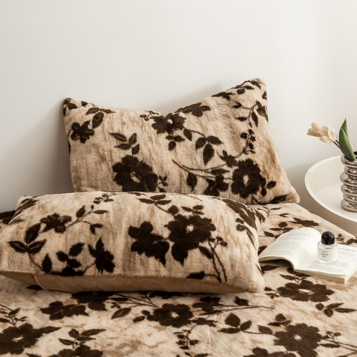 91家纺网 家纺一手货源 找家纺 九花鹿 2025新款A类加厚兔毛绒单床笠床褥子床护垫 漫漫(奶咖）