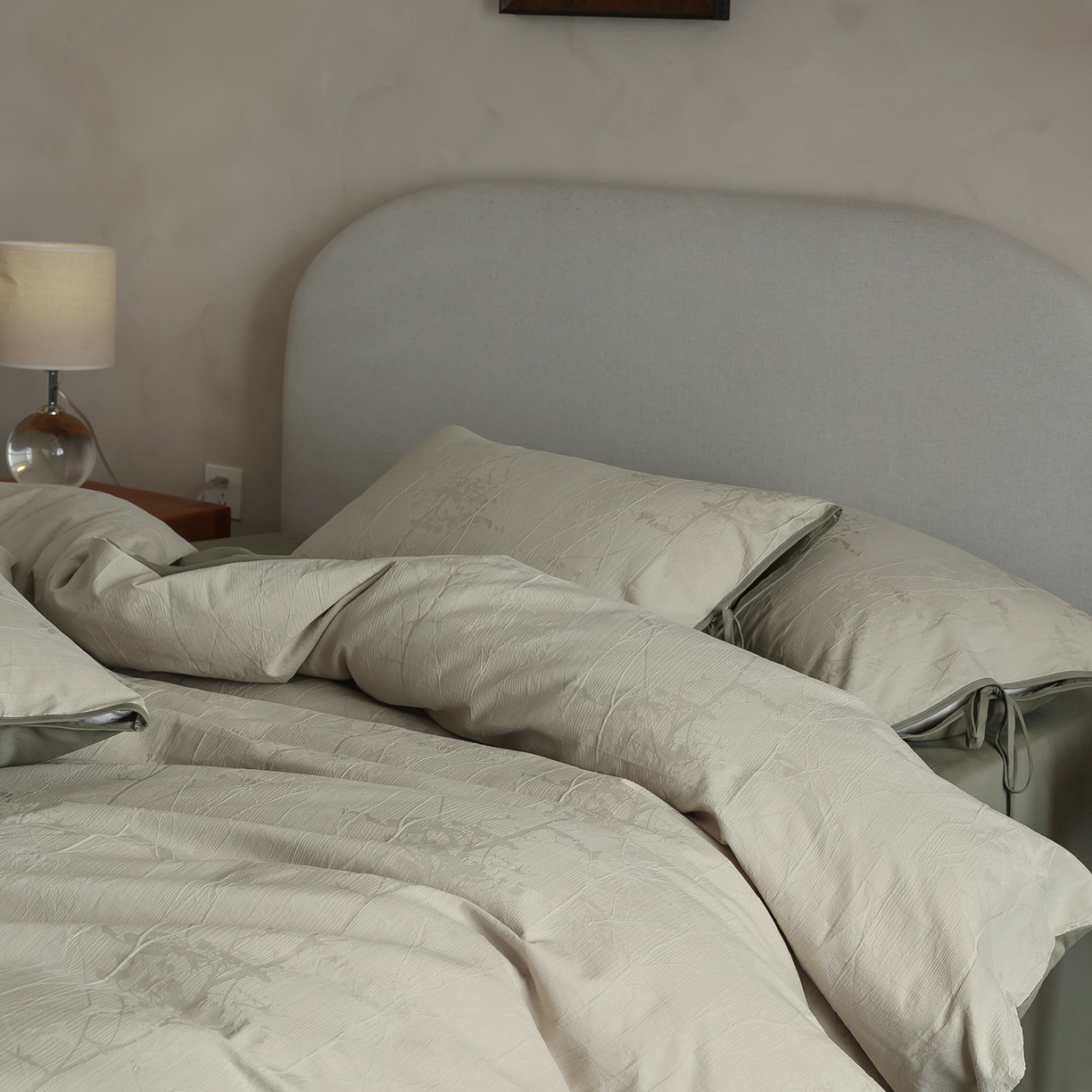 91家纺网 家纺一手货源 找家纺 玉宇阁家居 2025秋冬新品60s色织全棉纯棉磨毛大提花四件套-绑带款-第二组图 绑带款-青白玉