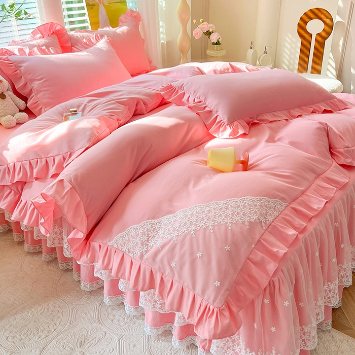 91家纺网 家纺一手货源 找家纺 后庭寝室 2025新款柔软亲肤花边蕾丝床裙四件套-花颜系列 花颜-粉玉