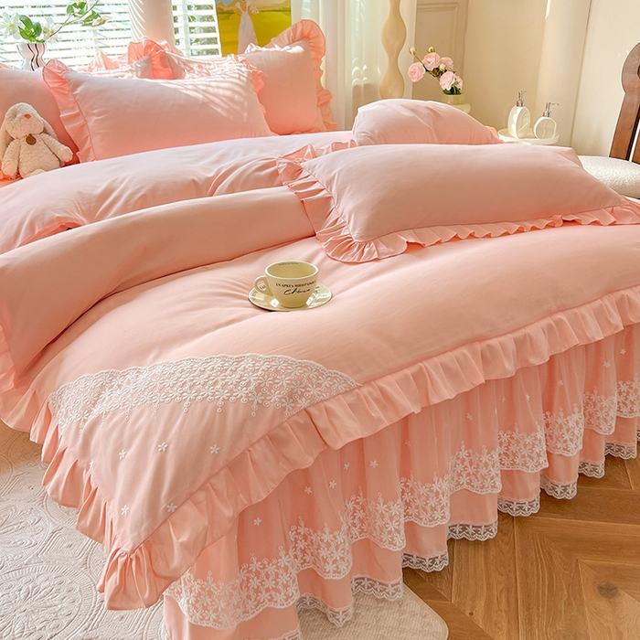 91家纺网 家纺一手货源 找家纺 后庭寝室 2025新款柔软亲肤花边蕾丝床裙四件套-花颜系列 花颜-玉色