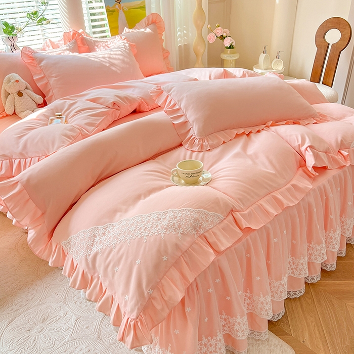 91家纺网 家纺一手货源 找家纺 后庭寝室 2025新款柔软亲肤花边蕾丝床裙四件套-花颜系列 花颜-玉色