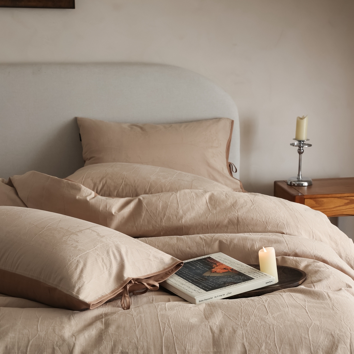 91家纺网 家纺一手货源 找家纺 玉宇阁家居 2025秋冬新品60s色织全棉纯棉磨毛大提花四件套-绑带款-第二组图 绑带款-缃叶棕