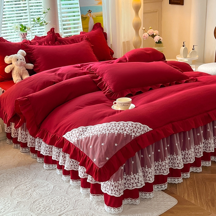 91家纺网 家纺一手货源 找家纺 后庭寝室 2025新款柔软亲肤花边蕾丝床裙四件套-花颜系列 花颜-酒红