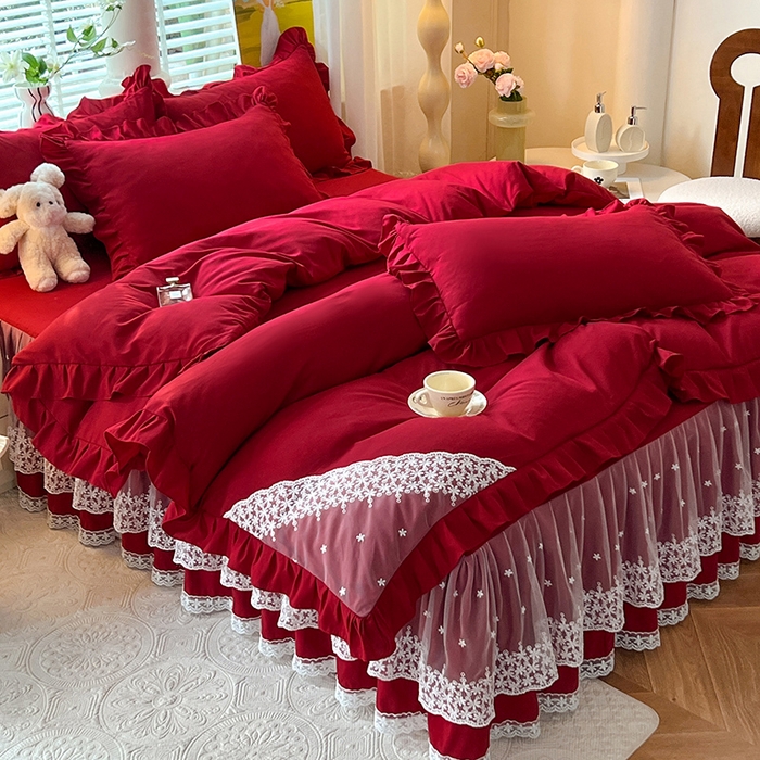 91家纺网 家纺一手货源 找家纺 后庭寝室 2025新款柔软亲肤花边蕾丝床裙四件套-花颜系列 花颜-酒红