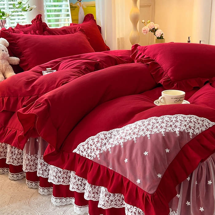91家纺网 家纺一手货源 找家纺 后庭寝室 2025新款柔软亲肤花边蕾丝床裙四件套-花颜系列 花颜-酒红