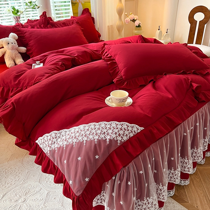 91家纺网 家纺一手货源 找家纺 后庭寝室 2025新款柔软亲肤花边蕾丝床裙四件套-花颜系列 花颜-酒红