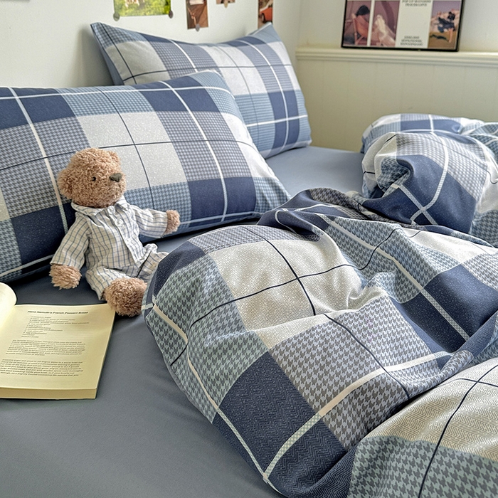 91家纺网 家纺一手货源 找家纺 新印象 2025新款ins博主风亲肤棉四件套-无印风 柏林