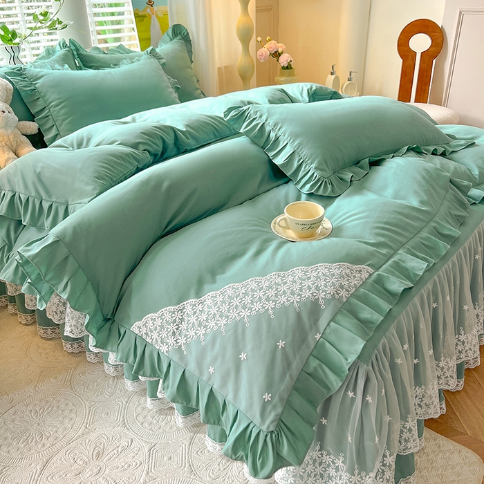 91家纺网 家纺一手货源 找家纺 后庭寝室 2025新款柔软亲肤花边蕾丝床裙四件套-花颜系列 花颜-绿色