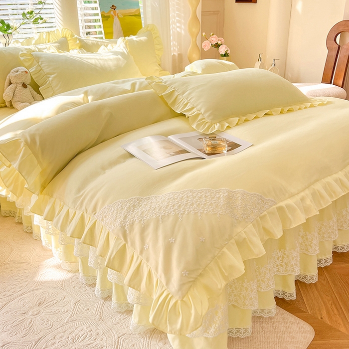 91家纺网 家纺一手货源 找家纺 后庭寝室 2025新款柔软亲肤花边蕾丝床裙四件套-花颜系列 花颜-米黄