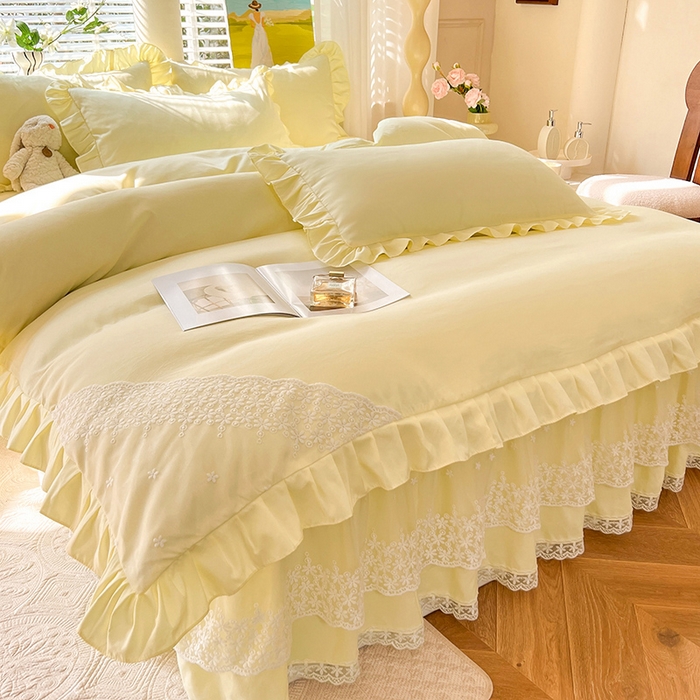 91家纺网 家纺一手货源 找家纺 后庭寝室 2025新款柔软亲肤花边蕾丝床裙四件套-花颜系列 花颜-米黄