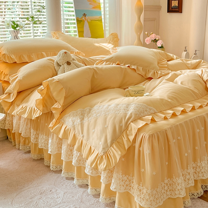 91家纺网 家纺一手货源 找家纺 后庭寝室 2025新款柔软亲肤花边蕾丝床裙四件套-花颜系列 花颜-嫩黄