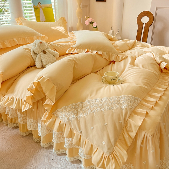 91家纺网 家纺一手货源 找家纺 后庭寝室 2025新款柔软亲肤花边蕾丝床裙四件套-花颜系列 花颜-嫩黄
