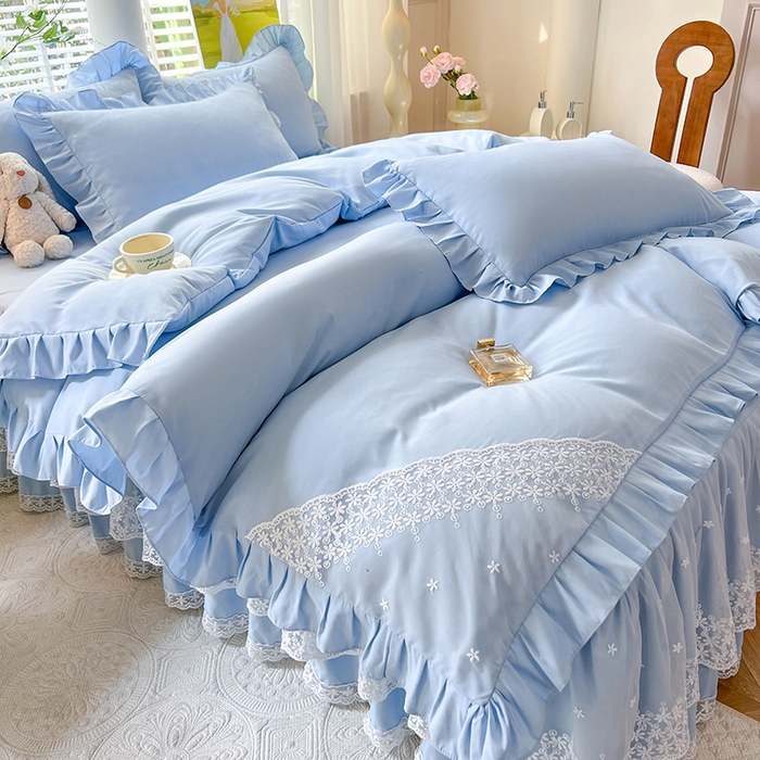 91家纺网 家纺一手货源 找家纺 后庭寝室 2025新款柔软亲肤花边蕾丝床裙四件套-花颜系列 花颜-浅蓝